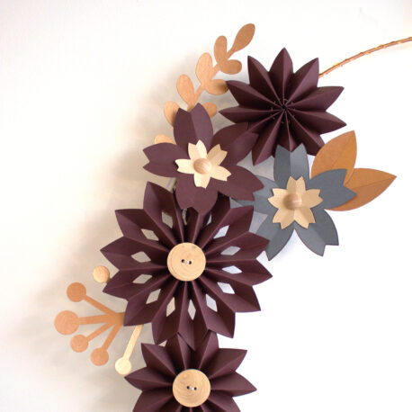 #couronne Lilwenn #size XL 
#cassis
colorplan paper
fait-main pliage main création @millimetree